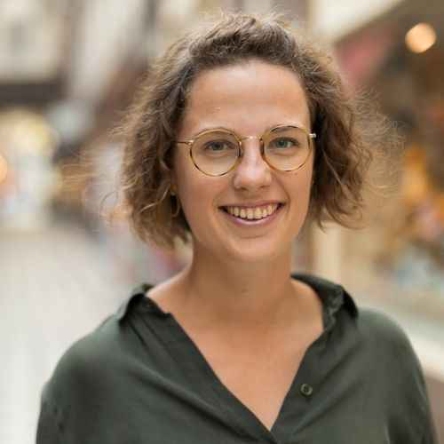 Claire Van de Voorde